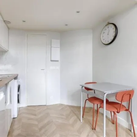 Cosy In Batignolles * Parijs